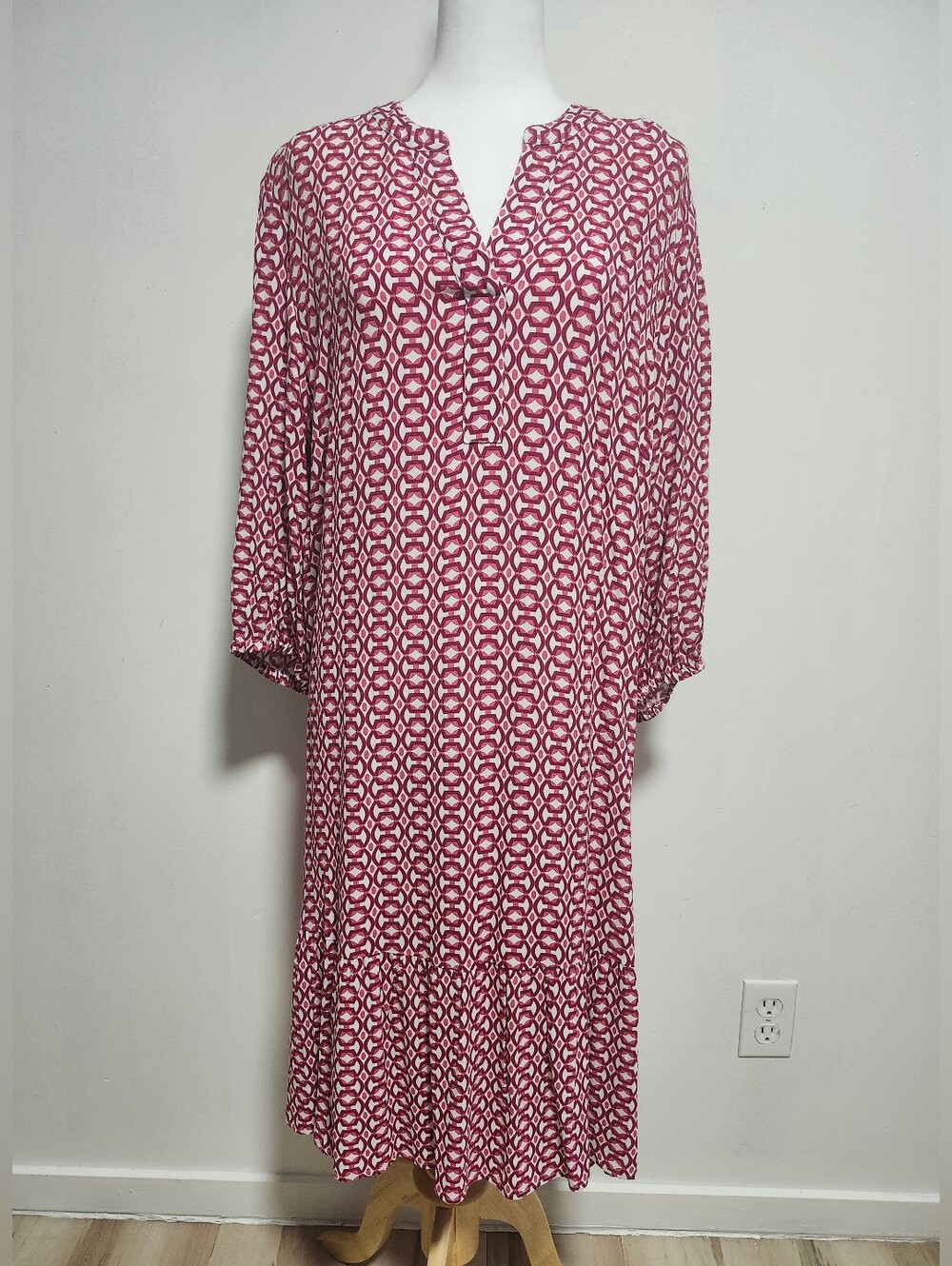 Olsen Red/Pink Geometric Print Midi Dress